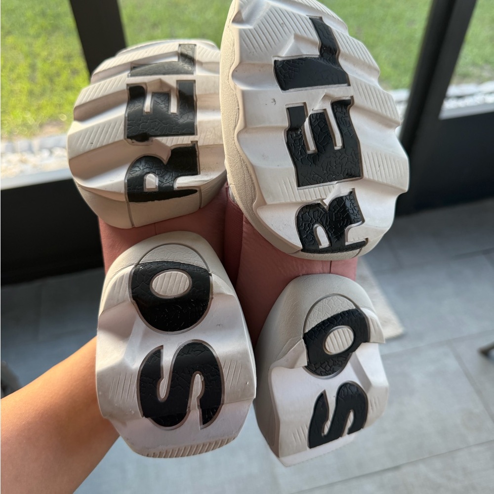 Sorel Size 8 Kinetic Impact Strap White Pink Slip-on Float
Sneaker DUAL IMPACT - Picture 10 of 15